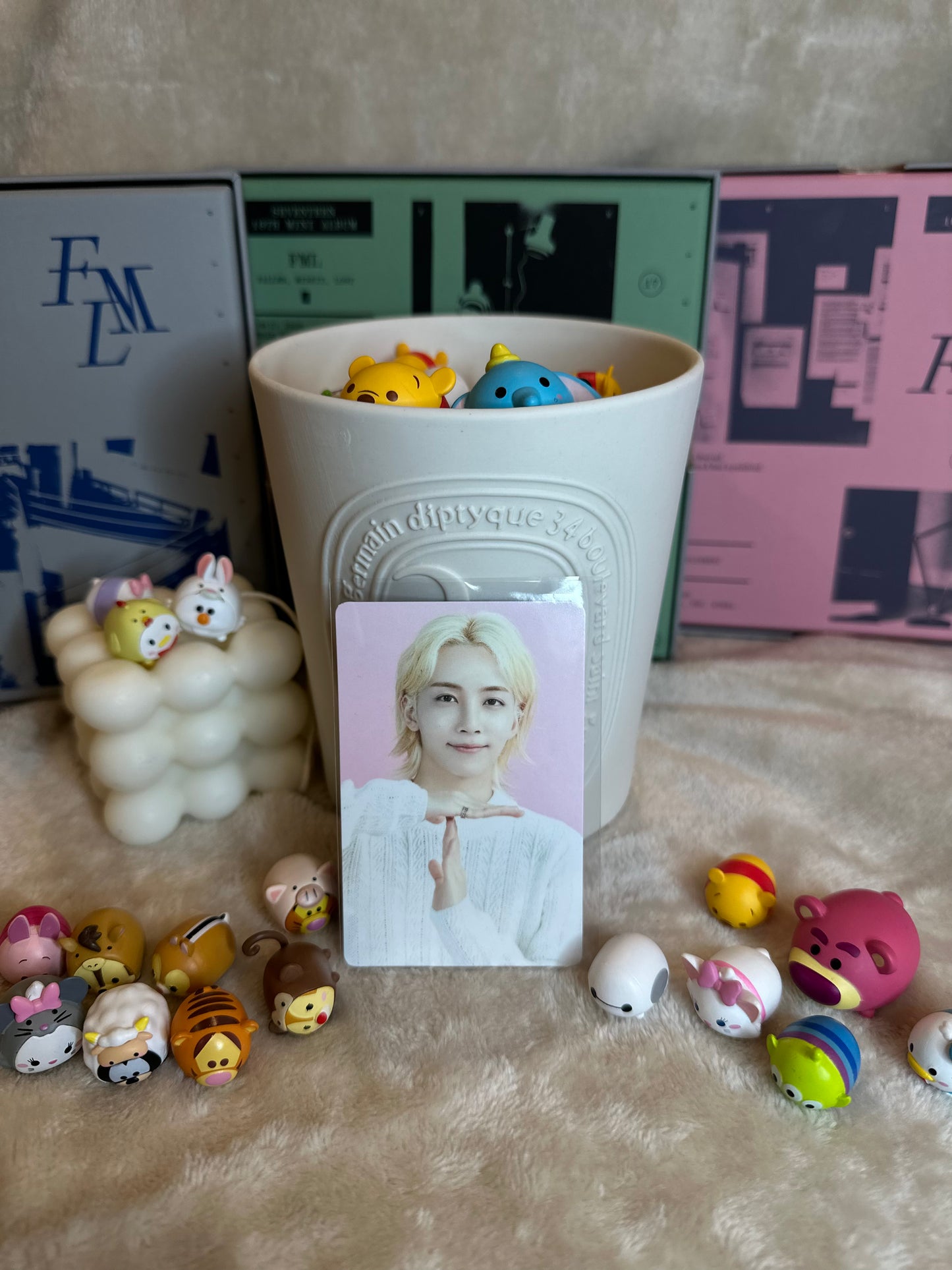 Jeonghan SEVENTEEN Cafe Trading Card