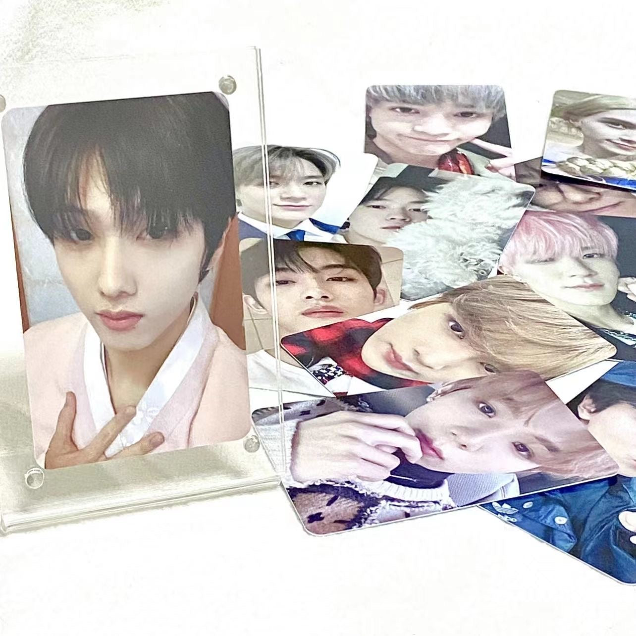 Acrylic Single Photocard Display Stand